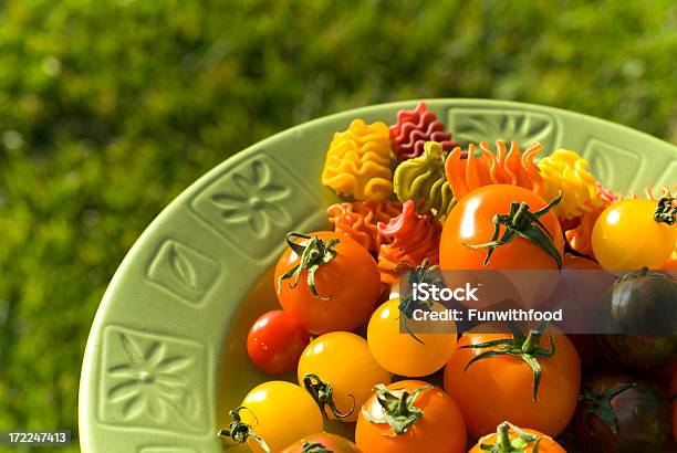 Pomodori Heirloom Dautunno - Fotografie stock e altre immagini di Alimentazione sana - Alimentazione sana, Arancione, Cena