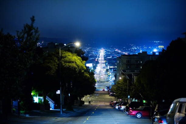 istock Foggy Night San Francisco Streets 172247545