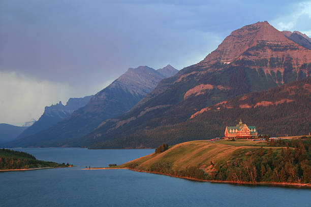 istock Canadian Rockies Hotel 172247574