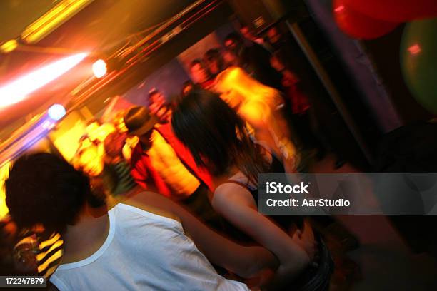 Clubbing - Fotografias de stock e mais imagens de Festa - Festa, Rebeldia, Sem cultivo