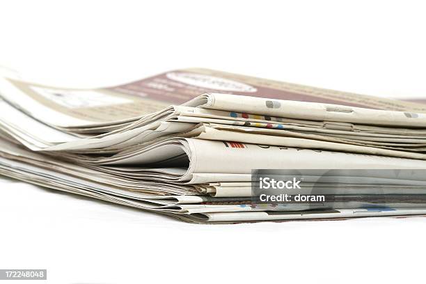 Газета — стоковые фотографии и другие картинки Бумага - Бумага, Газета, Горизонтальный