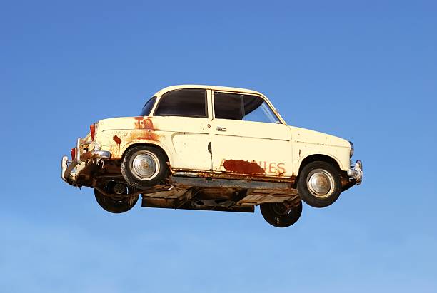 Coche Volador - Banco de fotos e imágenes de stock - iStock Coche Volador - Banco de fotos e imágenes de stock - iStock