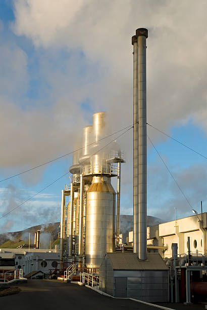 energia geotermalna - geothermal power station pipe steam alternative energy zdjęcia i obrazy z banku zdjęć