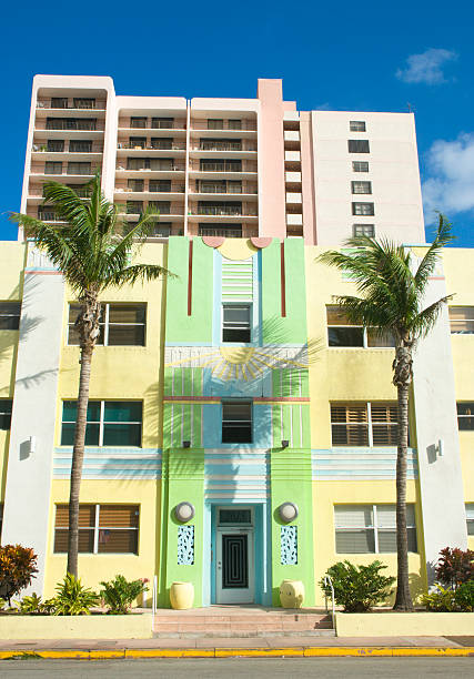 istock Apartment Building In Miami Beach 172249915