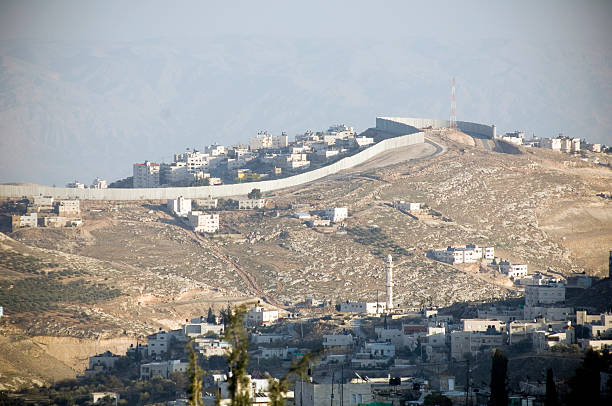 istock Wall between Israel and west bank 172250522