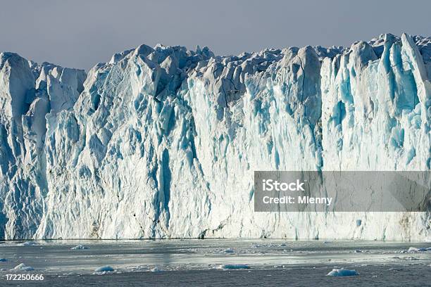 Iceberg Antarktyda - zdjęcia stockowe i więcej obrazów Antarktyda - Antarktyda, Bezchmurne niebo, Biały