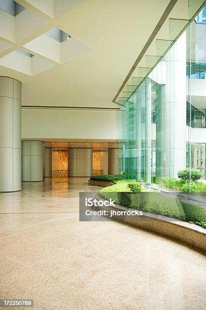 Foto de Arquitetura Moderna Asiática e mais fotos de stock de Shopping center - Shopping center, Hong Kong, Interior