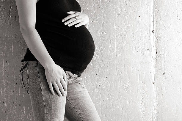 임신 밸리 - teenage pregnancy human pregnancy abdomen women 뉴스 사진 이미지