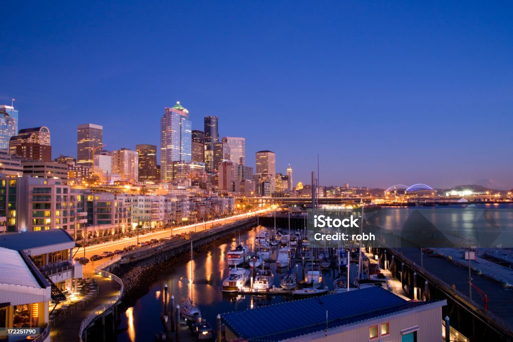 Сиэтл Waterfront - Стоковые фото Elliott Bay роялти-фри