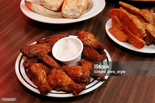 Asas De Frango 6 - Fotografias de stock e mais imagens de Asa de animal - Asa de animal, Calor, Prato