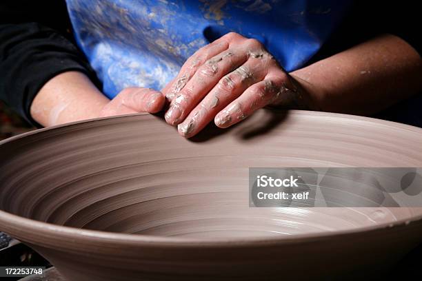 Foto de Arremessoconfiguração The Rim e mais fotos de stock de Torno de oleiro - Torno de oleiro, Arremessar, Arte