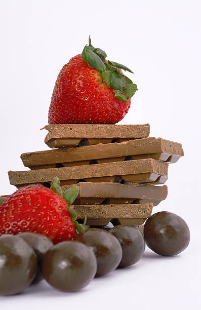 istock Chocolate strawberry treat 172254343