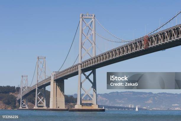 Bay Bridge W San Francisco Ca - zdjęcia stockowe i więcej obrazów Architektura - Architektura, Bez ludzi, Fotografika