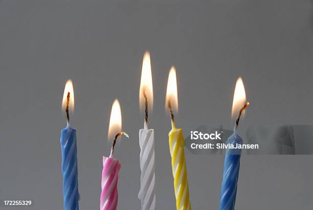 Happy Birthday Stockfoto und mehr Bilder von Jahrestag - Jahrestag, Feiern, Fünf Gegenstände