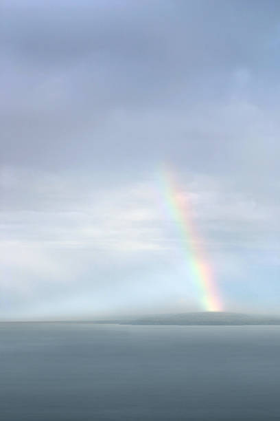 레인보우 lake 수퍼리어 - rainbow hope light at the end of the tunnel scenics 뉴스 사진 이미지