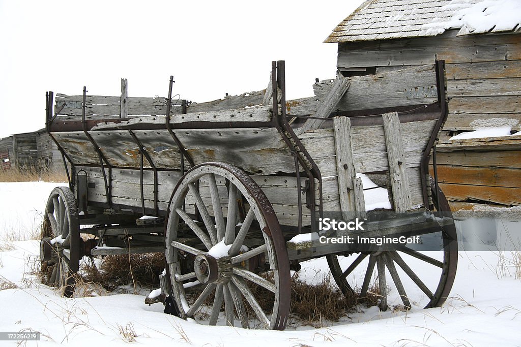 Vecchio Pioneer Wagon - Foto stock royalty-free di Abbandonato