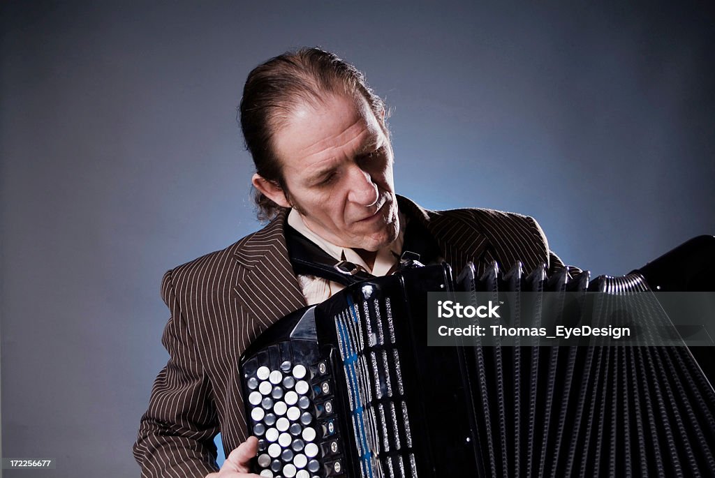 Accordian Mann Reihe - Lizenzfrei Akkordeon - Instrument Stock-Foto