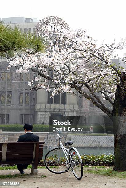 Foto de Depois Da Bomba e mais fotos de stock de Bomba atômica - Bomba atômica, Hiroshima, Arma Nuclear