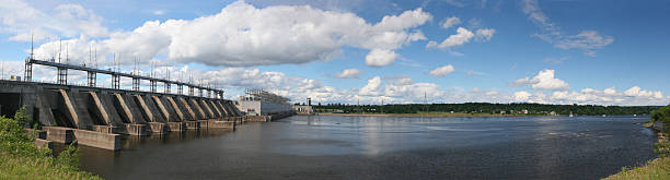Large Hydro Electric Dam  montérégie photos stock pictures, royalty-free photos & images