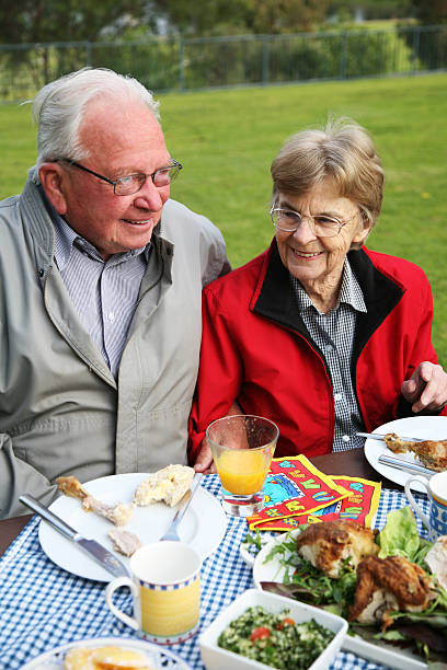 istock Picnic in the park 172256988