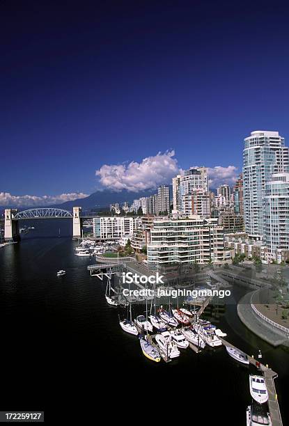 Vancouver Panoramę Fałszywa Zatoczka - zdjęcia stockowe i więcej obrazów Architektura - Architektura, Budynek z zewnątrz, Burrard Street Bridge