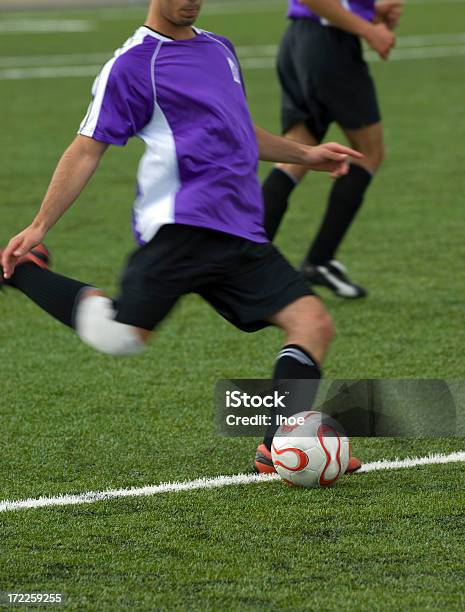 Foto de Bola De Futebol e mais fotos de stock de Bola - Bola, Bola de Futebol, Bota