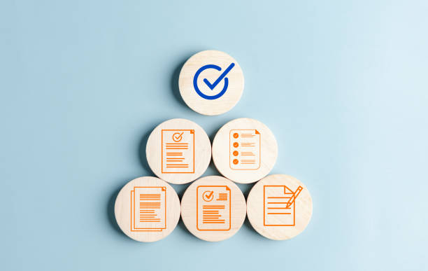 istock Sign assessment for certificate in online survey form, questionnaire, evaluation, online survey exam Choosing the right answer in the exam, filling out. digital form checklist improvement. 1722592928