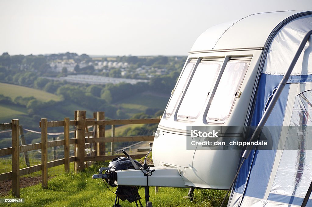 Caravan - Foto stock royalty-free di Campeggiare