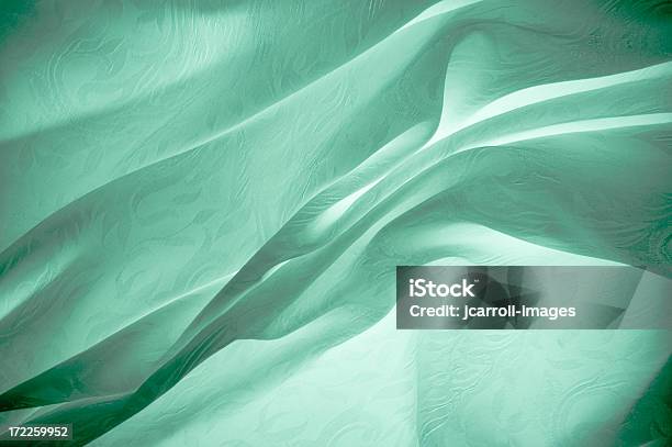 流れるような抽象的な薄緑色の背景 - 布のストックフォトや画像を多数ご用意 - 布, 流れる, 青