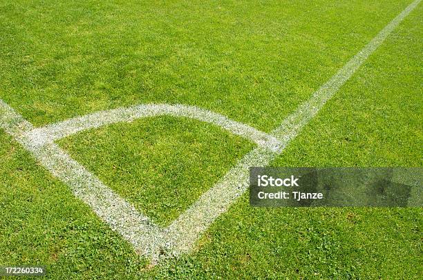 Fútbol Esquina Ii Foto de stock y más banco de imágenes de Ajardinado - Ajardinado, Brizna de hierba, Campo - Lugar deportivo