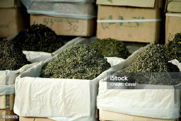 Photo libre de droit de Thé Vert banque d'images et plus d'images libres de droit de Feuilles de thé séchées - Feuilles de thé séchées, Couleur verte, Camélia