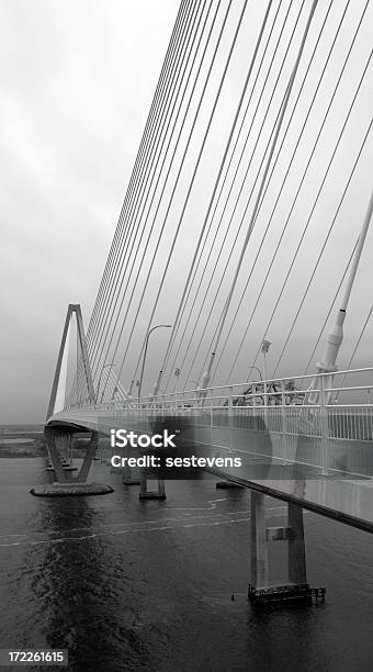 Der Cooper River Bridge Stockfoto und mehr Bilder von Architektur - Architektur, Bedeckter Himmel, Beton
