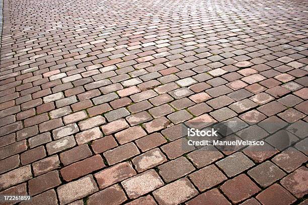 Cobblestones Foto de stock y más banco de imágenes de Aarhus - Aarhus, Acera, Adoquinado