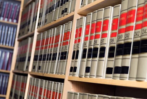 law bibliothek - juristische bibliothek stock-fotos und bilder