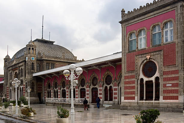 stambuł sirkeci railway station - sirkeci zdjęcia i obrazy z banku zdjęć