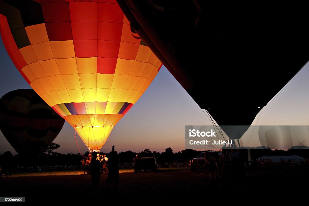 球夜の輝き - 熱気球のロイヤリティフリーストックフォト