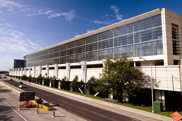 istock Chicago Conference and Exhibition Center 172272054