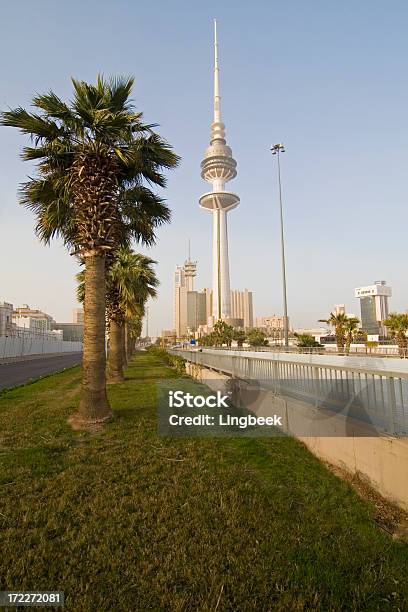 Kuwait Torre Da Liberação - Fotografias de stock e mais imagens de Cidade do Kuwait - Cidade do Kuwait, Kuwait, Torre da Liberação