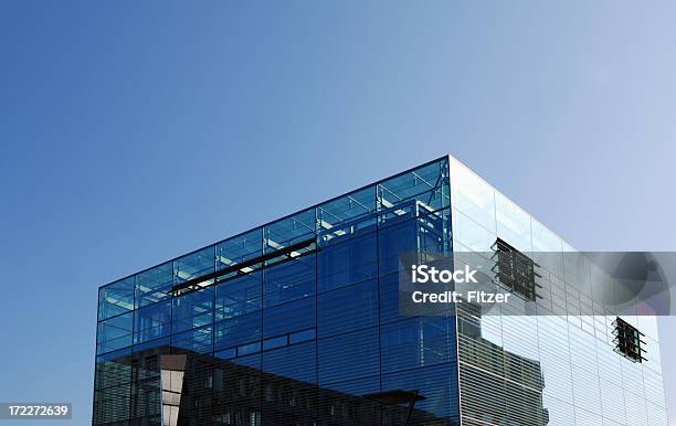 Helle Cube Stockfoto und mehr Bilder von Architektur - Architektur, Blau, Blaues Glas