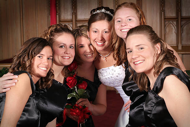 테크에서 및 예약 정보 - wedding reception bridesmaid wedding church 뉴스 사진 이미지