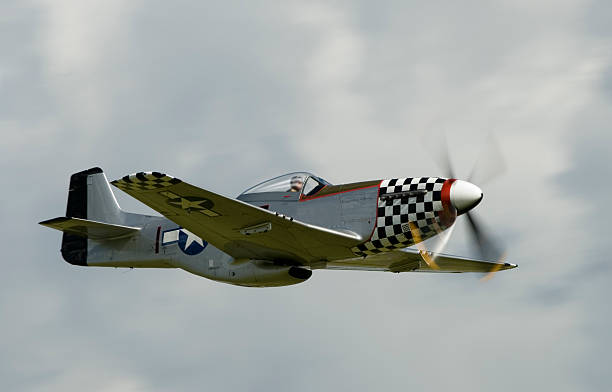 P-51 Mustang P51 Mustang aircraft p51 mustang stock pictures, royalty-free photos & images