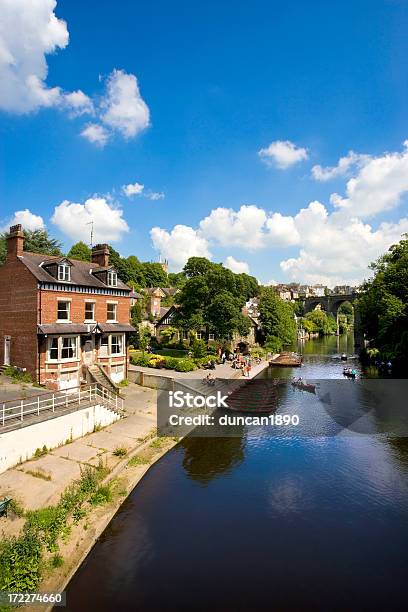 Río Nidd Foto de stock y más banco de imágenes de Escena rural - Escena rural, Verano, Yorkshire