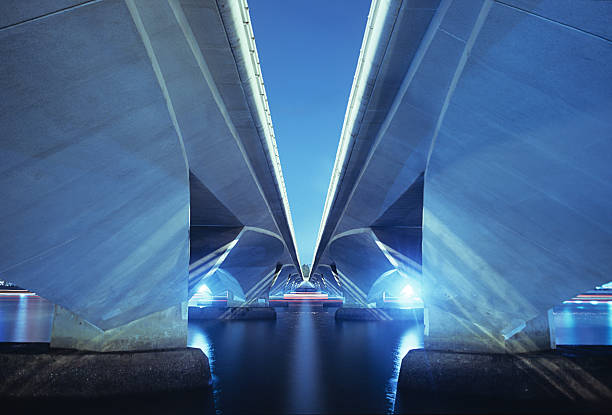 istock Leading lines of a bridge 172274731