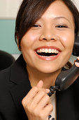 call-center-helpdesk-lachen.jpg?b=1&s=170x170&k=20&c=SCjcxbLBlUjAw2MYcmWqFsOTKSZGFJHbhn9I7Tr8haw=