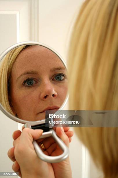 Photo libre de droit de Reflet banque d'images et plus d'images libres de droit de Adulte - Adulte, Beauté, Blanc