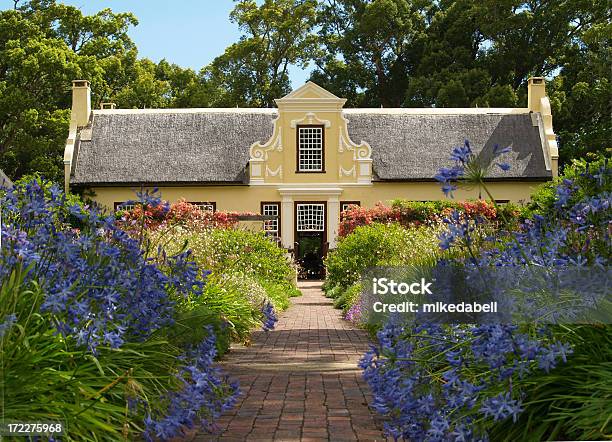 旧アフリカのファームハウス庭園の小道 - 庭の通路のストックフォトや画像を多数ご用意 - 庭の通路, ケープタウン, 植民地様式