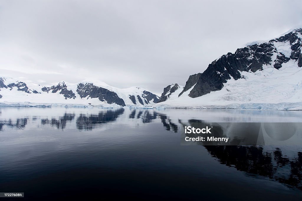 Antarktis Reflektionen - Lizenzfrei Antarktis Stock-Foto