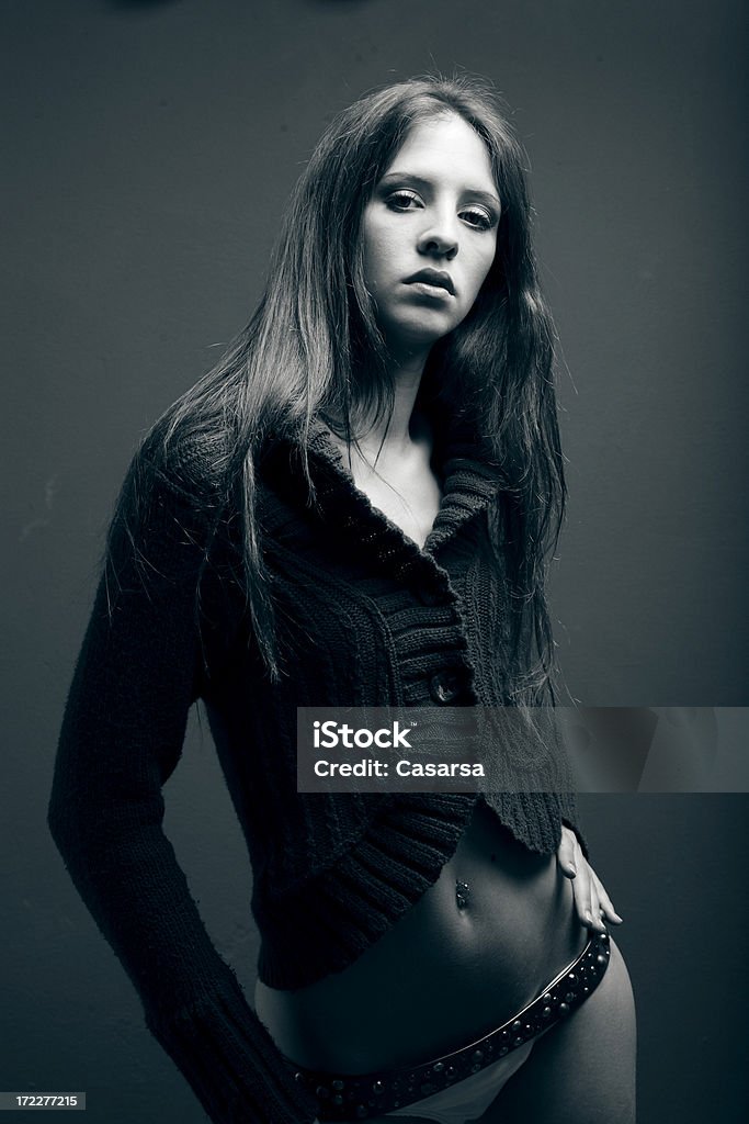 Brunette retrato - Foto de stock de 16-17 años libre de derechos