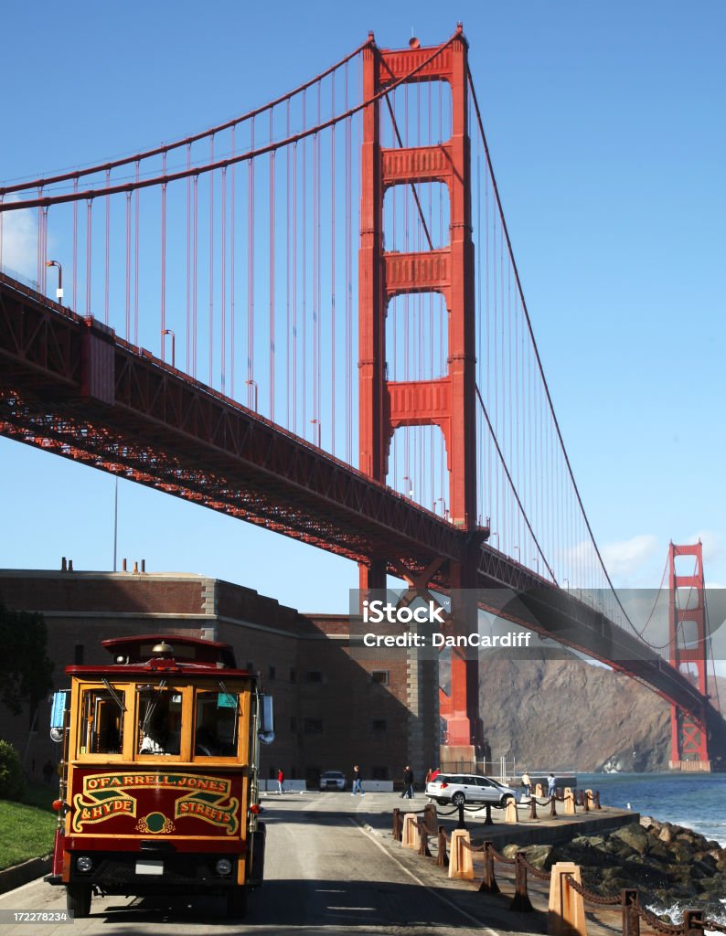 Golden Gate Bridge et du tramway - Photo de Golden Gate Bridge libre de droits