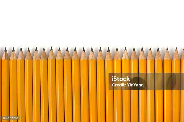 연립 노란색 연필 반복 교육을 위한 흰색 배경의 연필에 대한 스톡 사진 및 기타 이미지 - 연필, 반복, 배경-주제